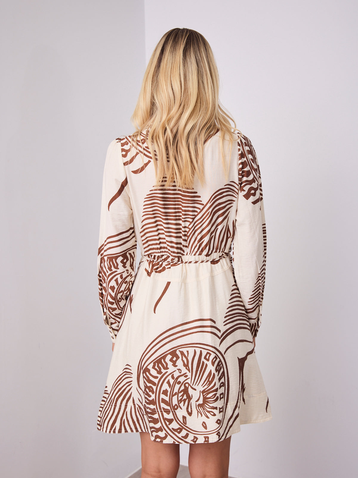 TALUA DRESS - BEIGE/CHOCOLATE