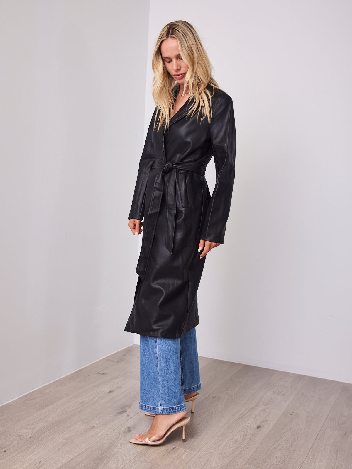 JULIAN PU TRENCH - BLACK