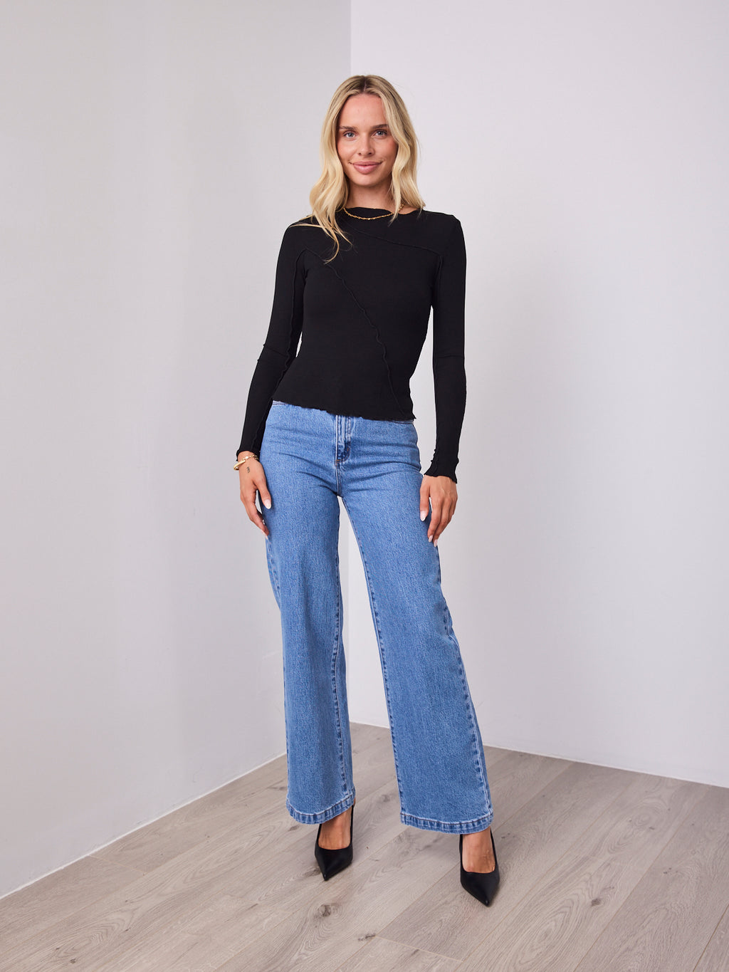 TORI LONG SLEEVE TOP - BLACK