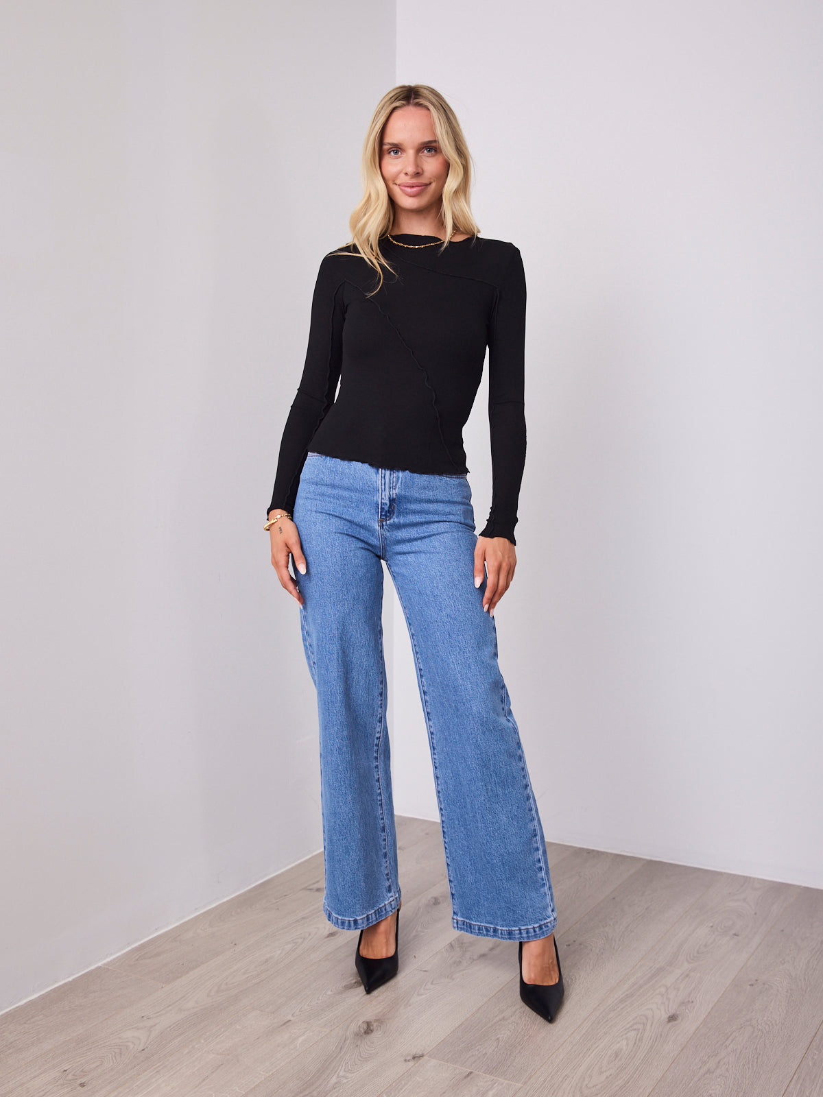 TORI LONG SLEEVE TOP - BLACK