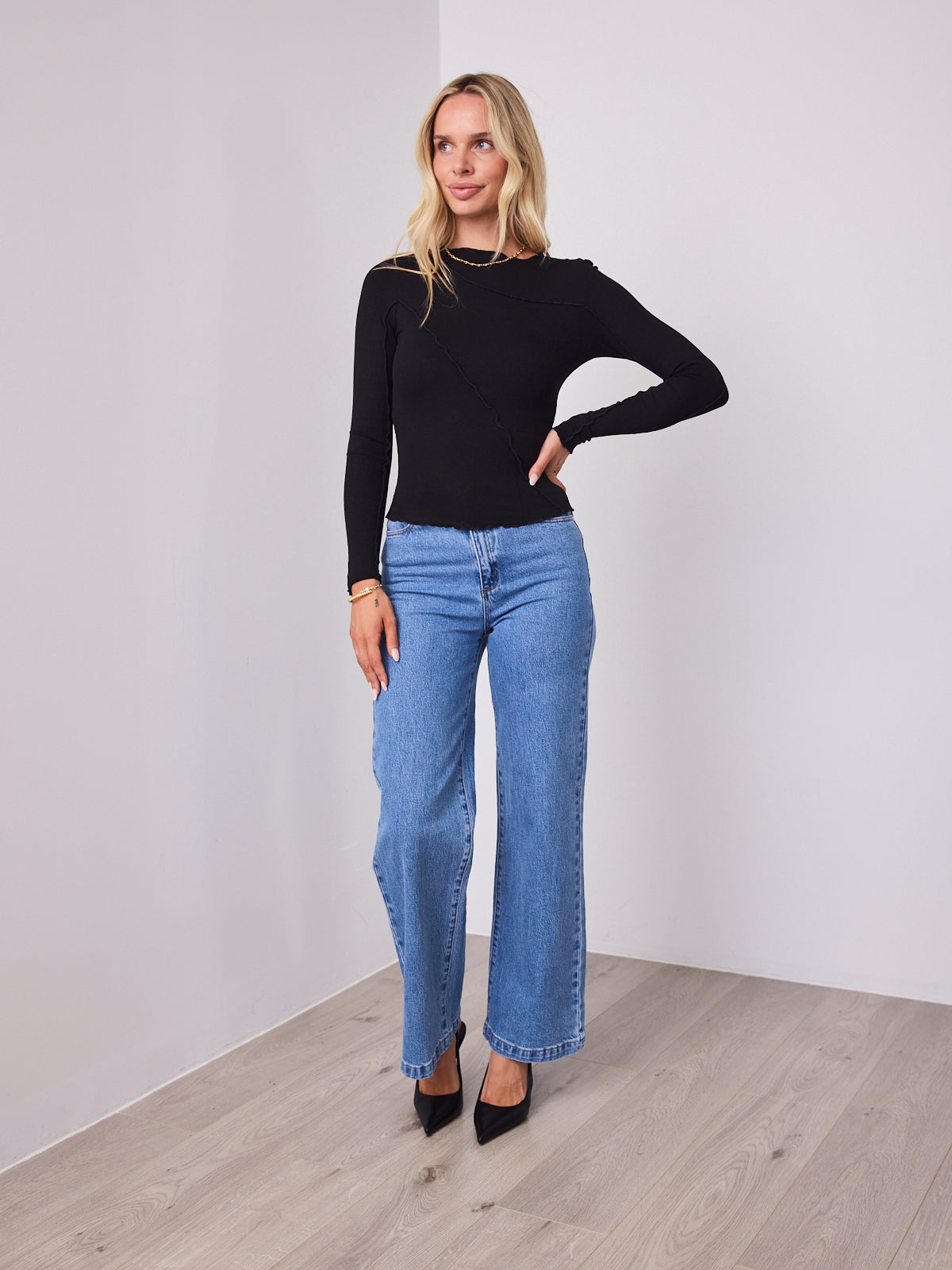 TORI LONG SLEEVE TOP - BLACK