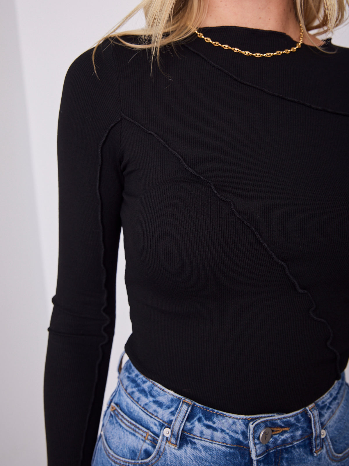 TORI LONG SLEEVE TOP - BLACK