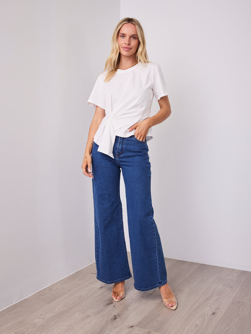 VALENTINA TEE - WHITE