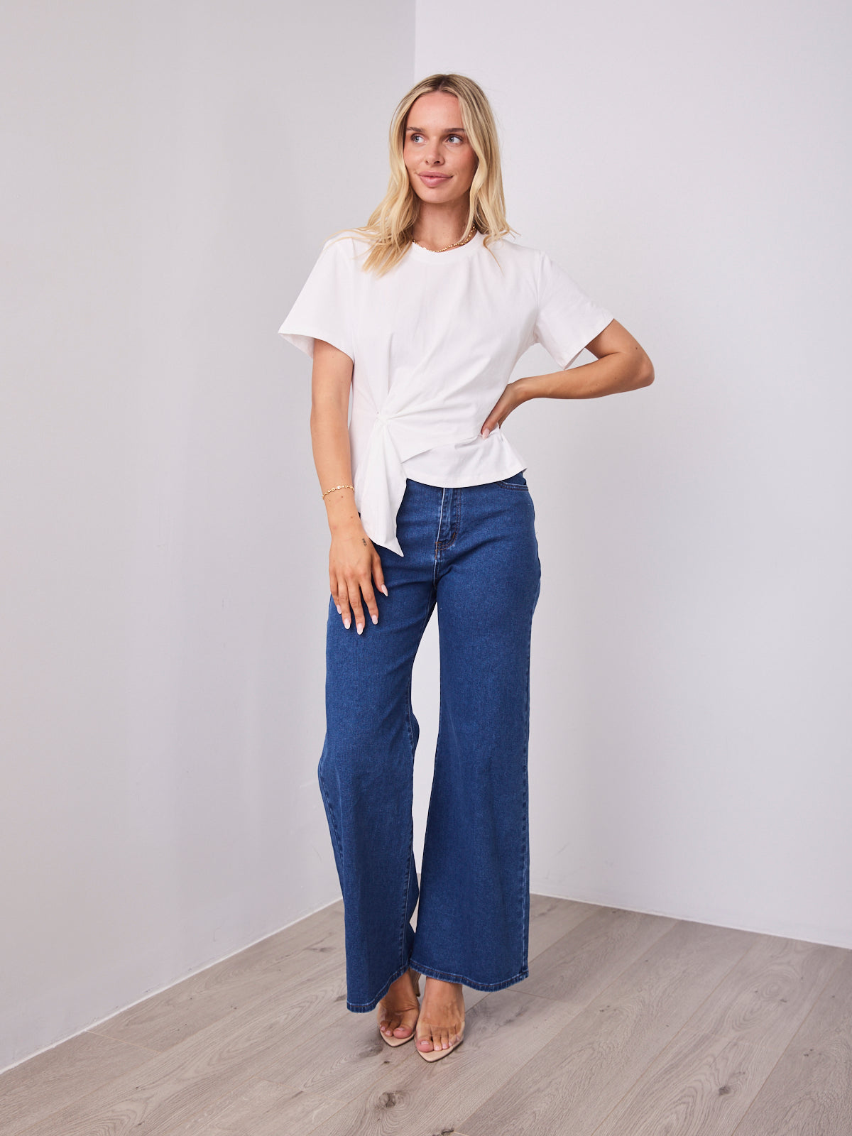 VALENTINA TEE - WHITE