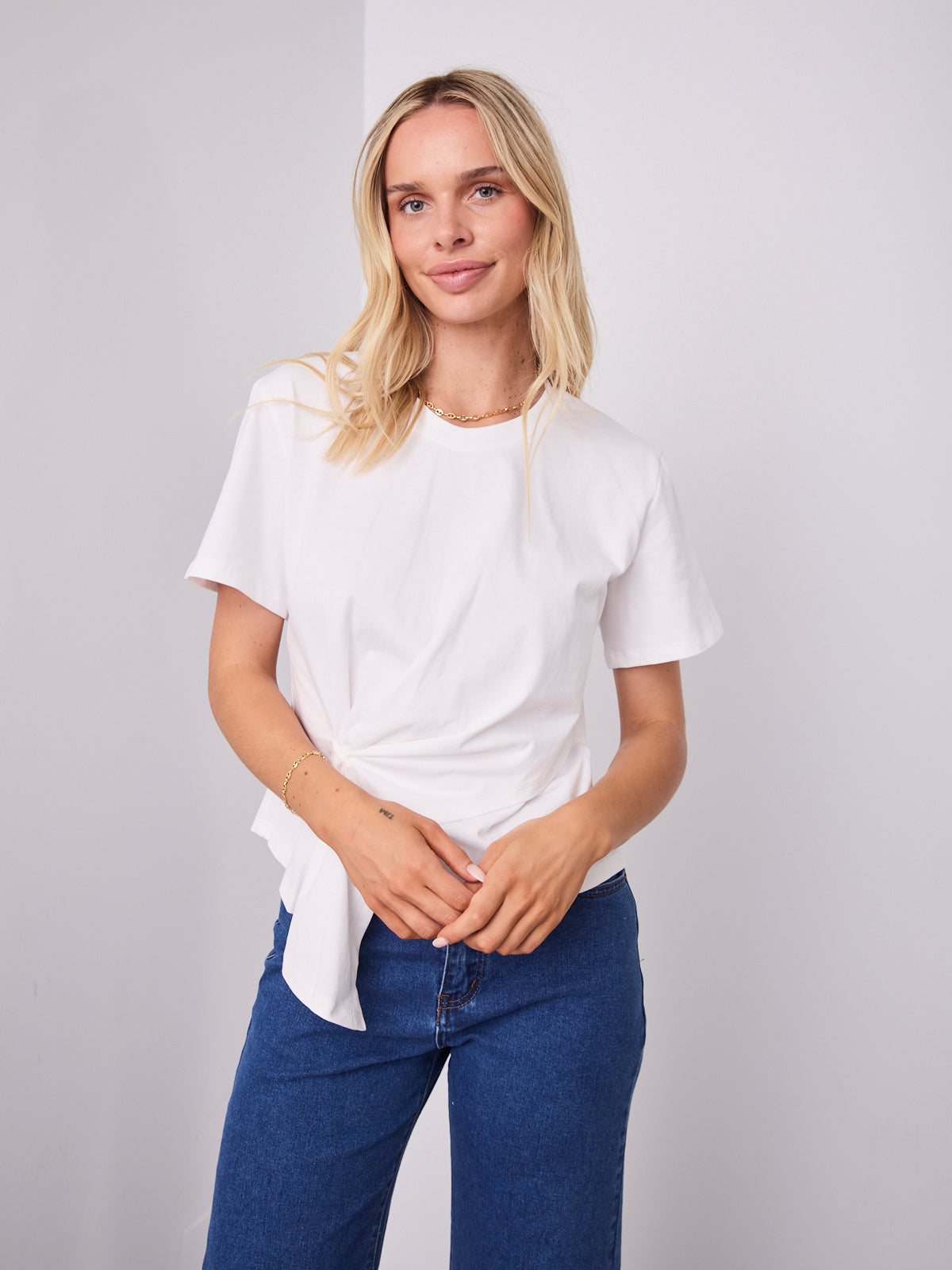 VALENTINA TEE - WHITE