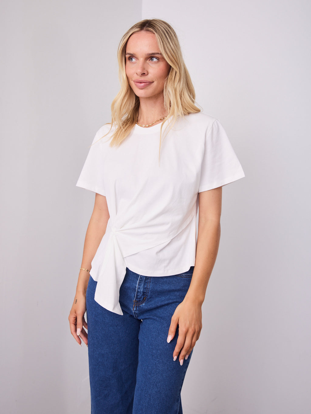 VALENTINA TEE - WHITE