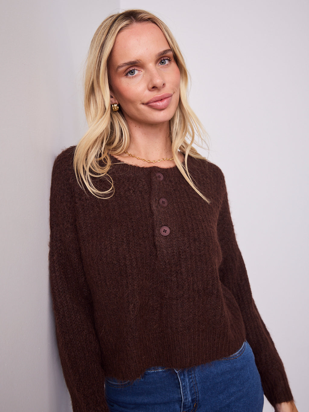 KIRA BUTTON KNIT - CHOCOLATE