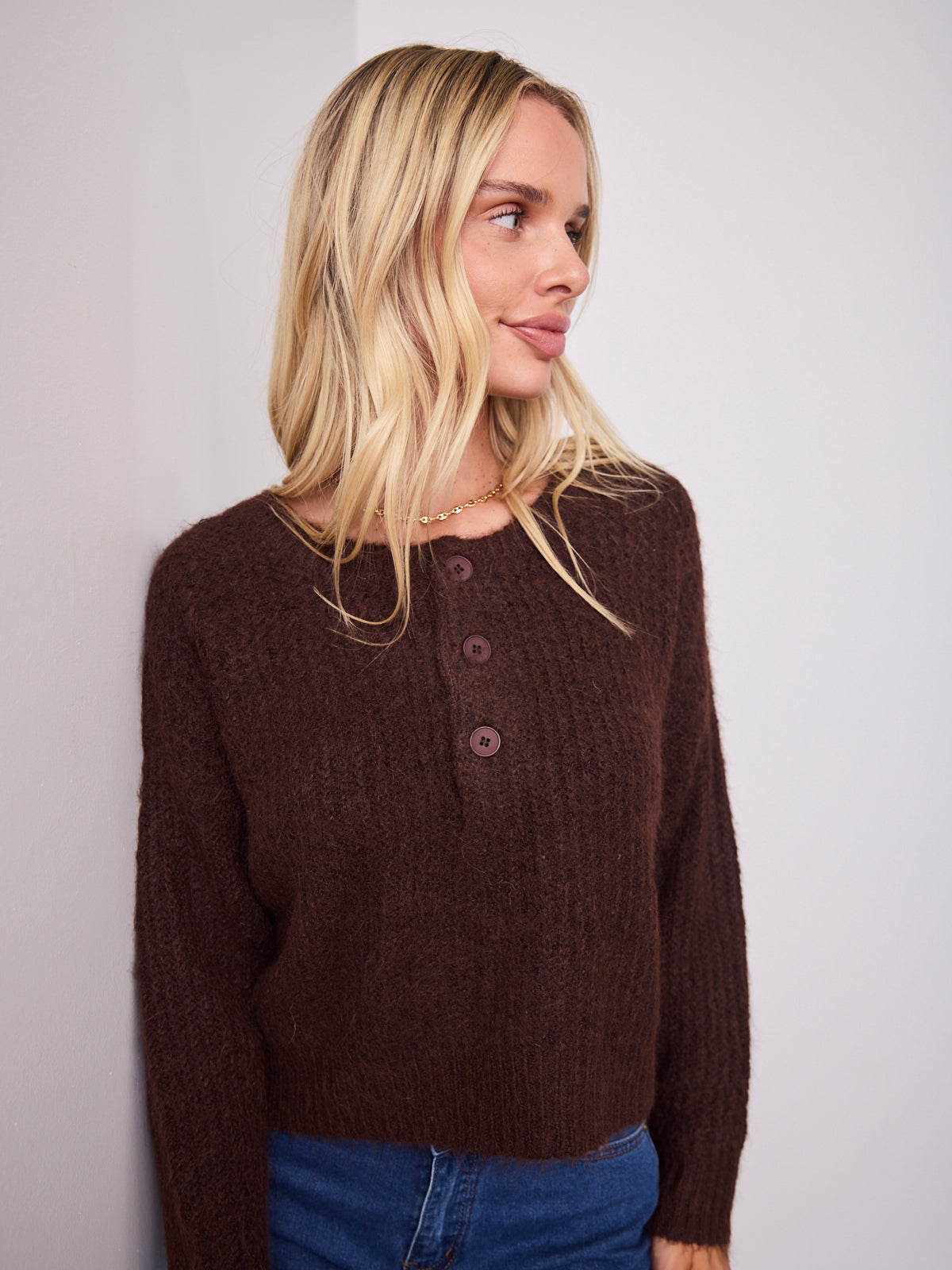 KIRA BUTTON KNIT - CHOCOLATE