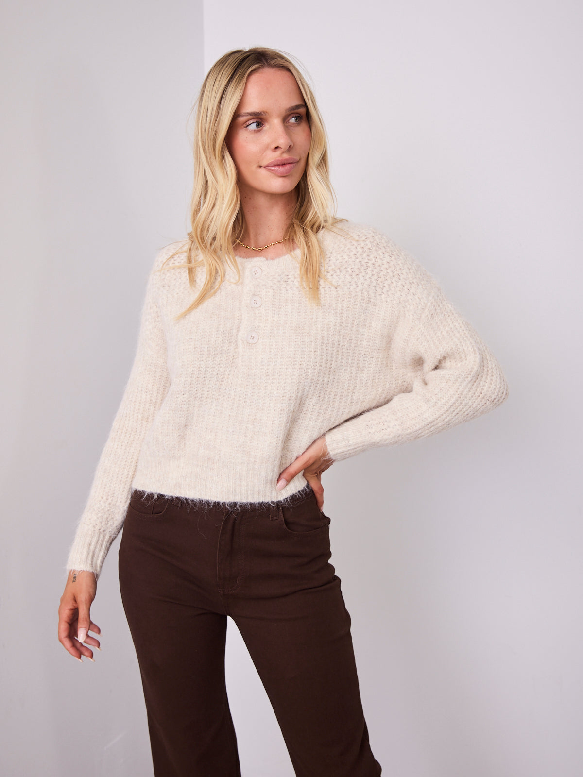 KIRA BUTTON KNIT - LIGHT BEIGE