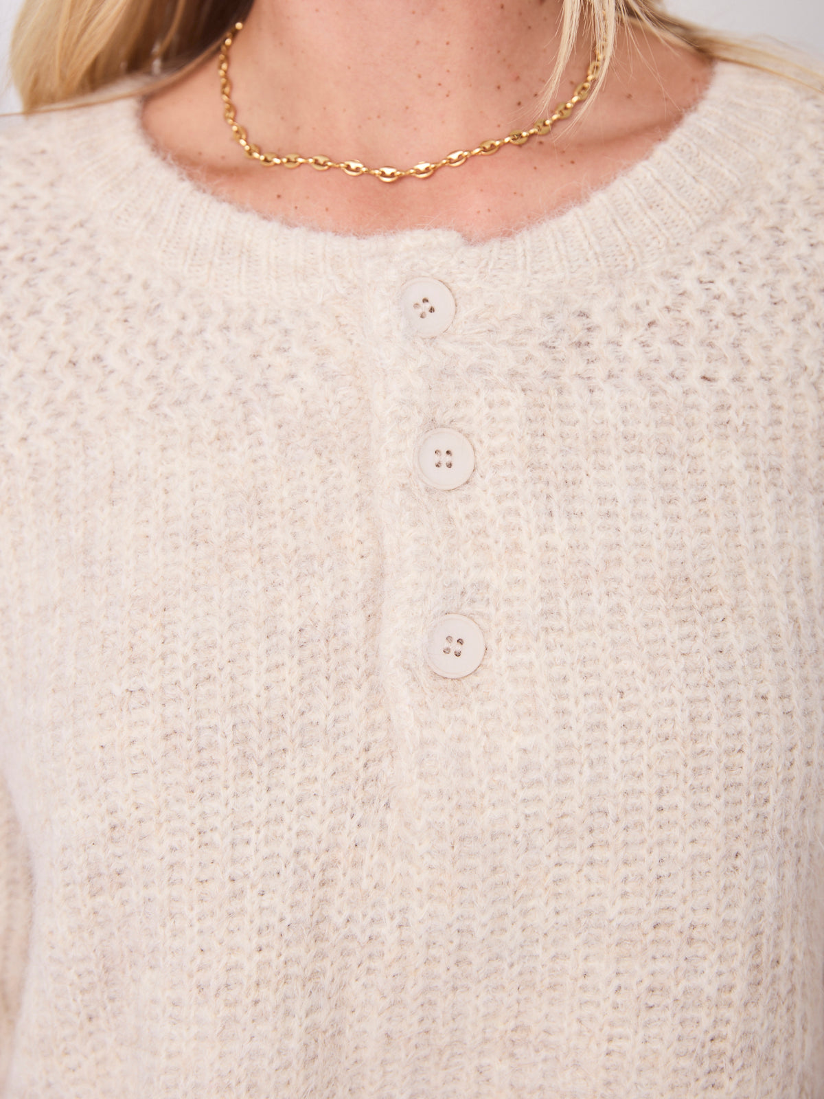 KIRA BUTTON KNIT - LIGHT BEIGE