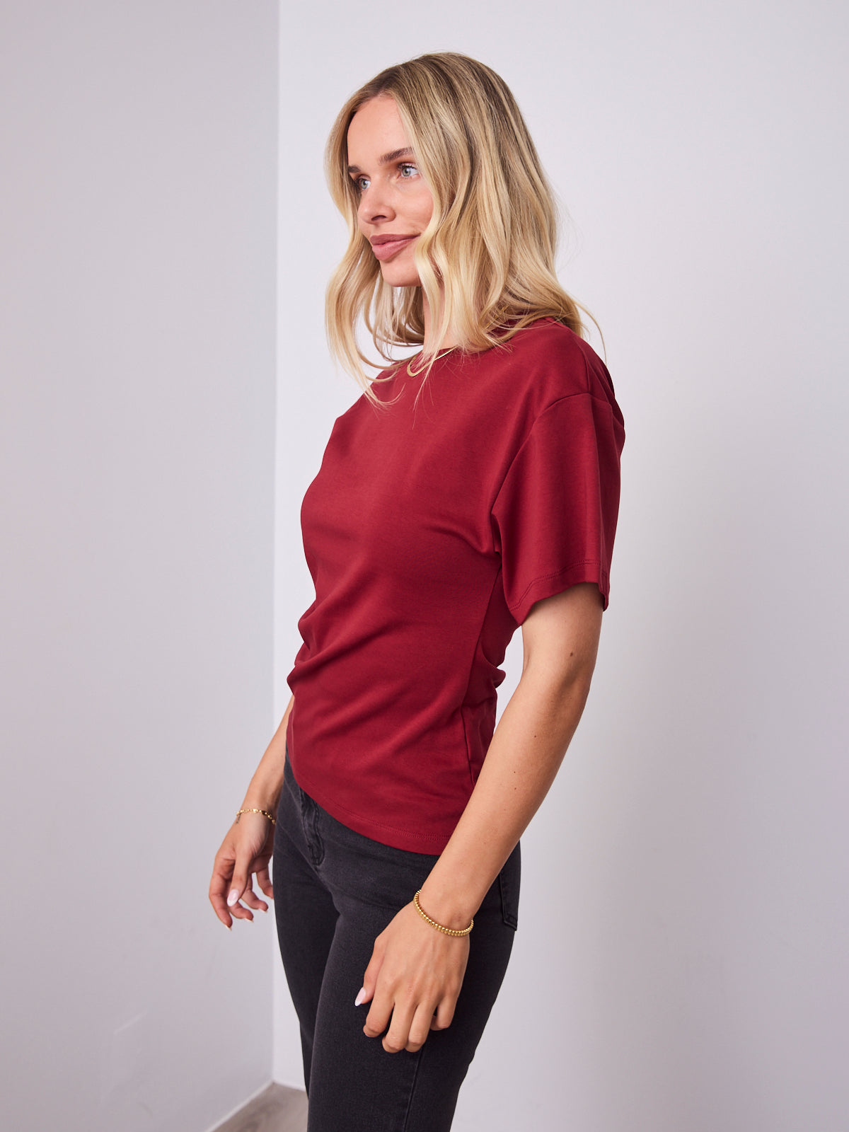 KENNY TEE - MERLOT