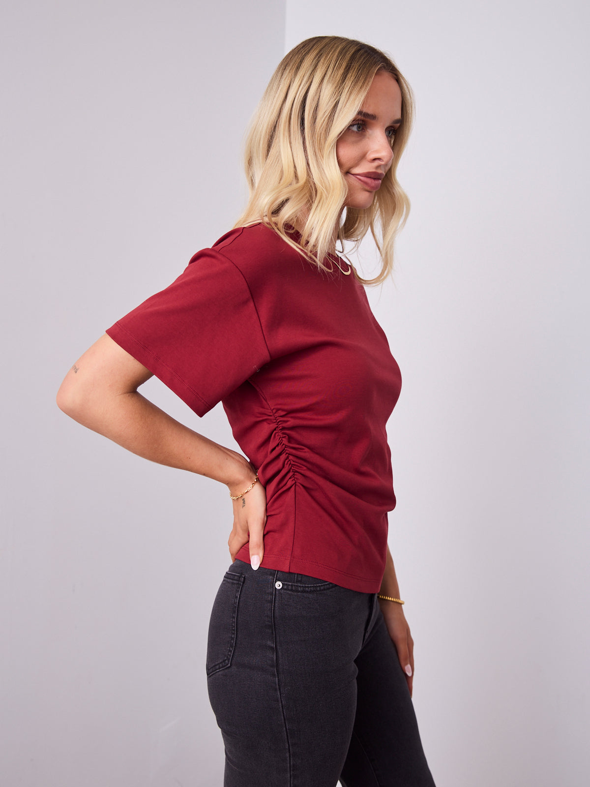 KENNY TEE - MERLOT