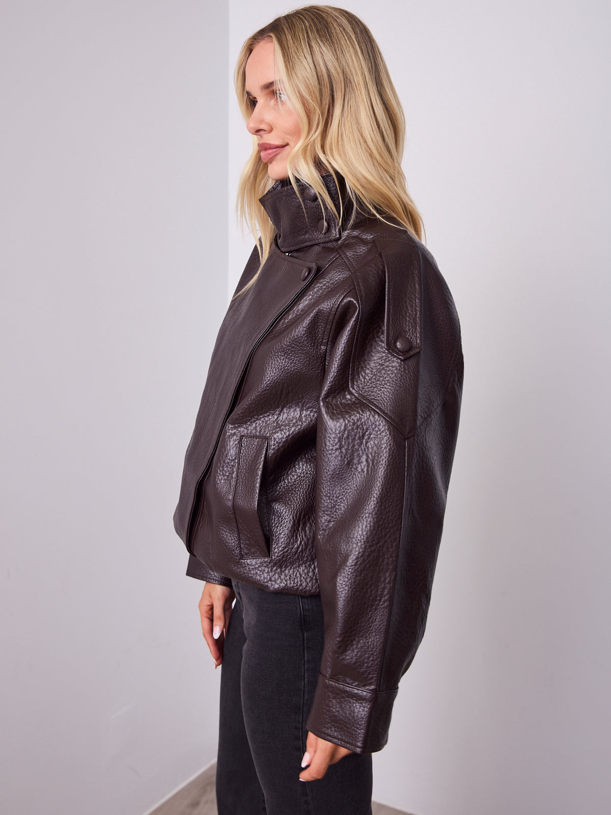 REBEL PU JACKET - CHOCOLATE