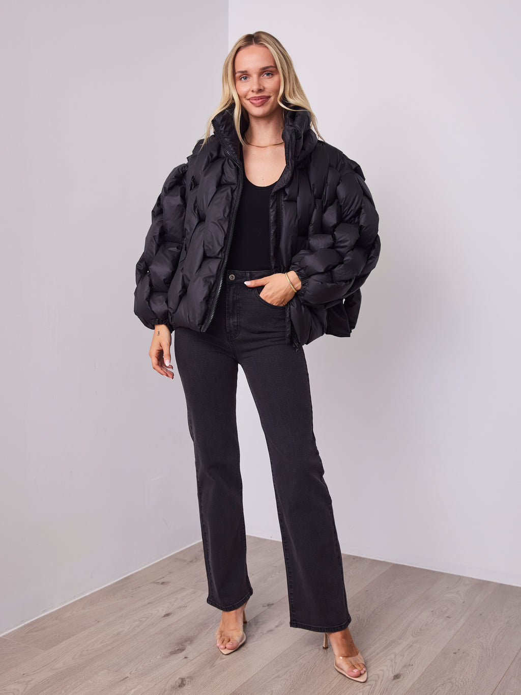 KYLIE PLAIT PUFFER JACKET - BLACK