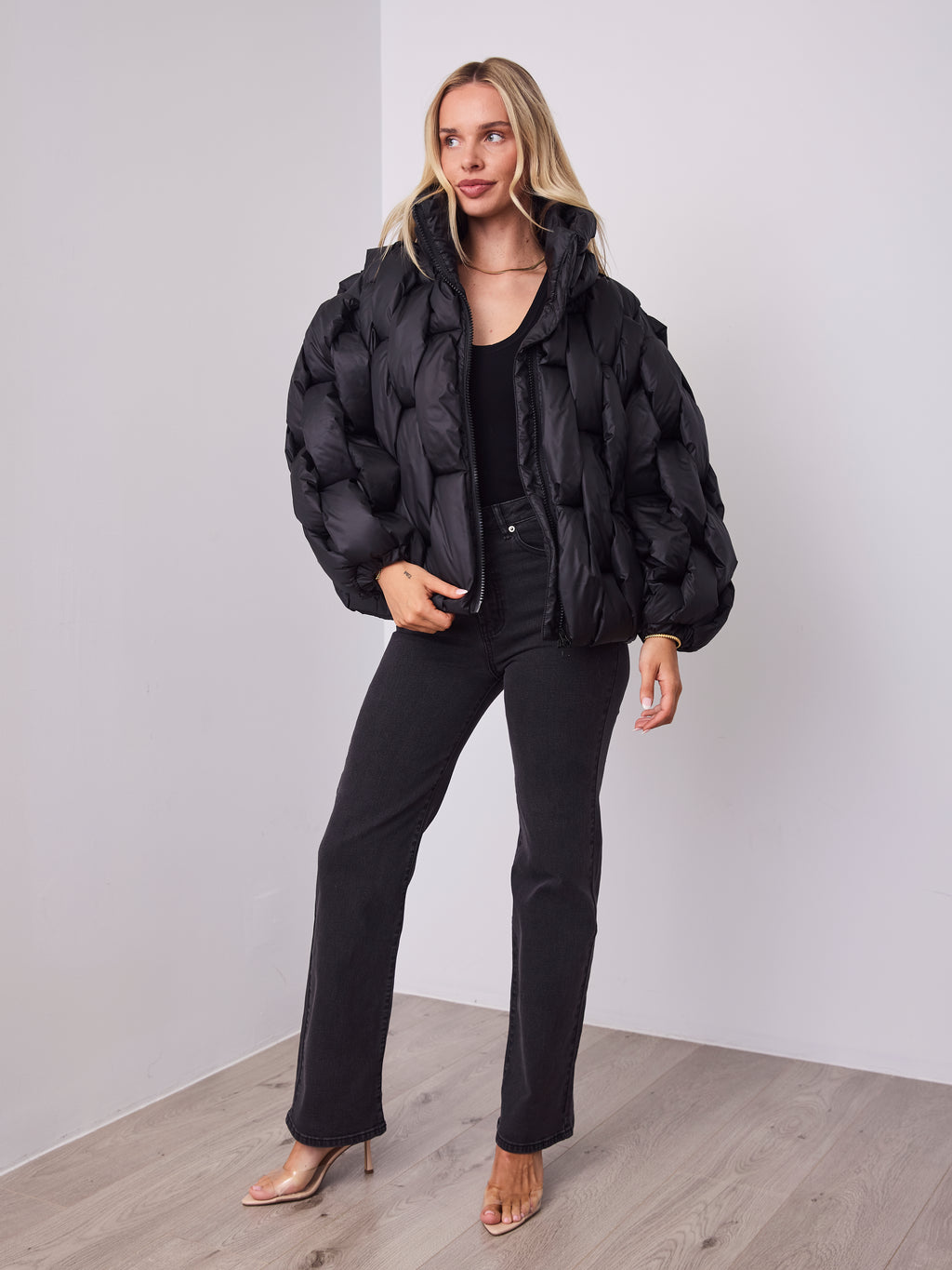 KYLIE PLAIT PUFFER JACKET - BLACK