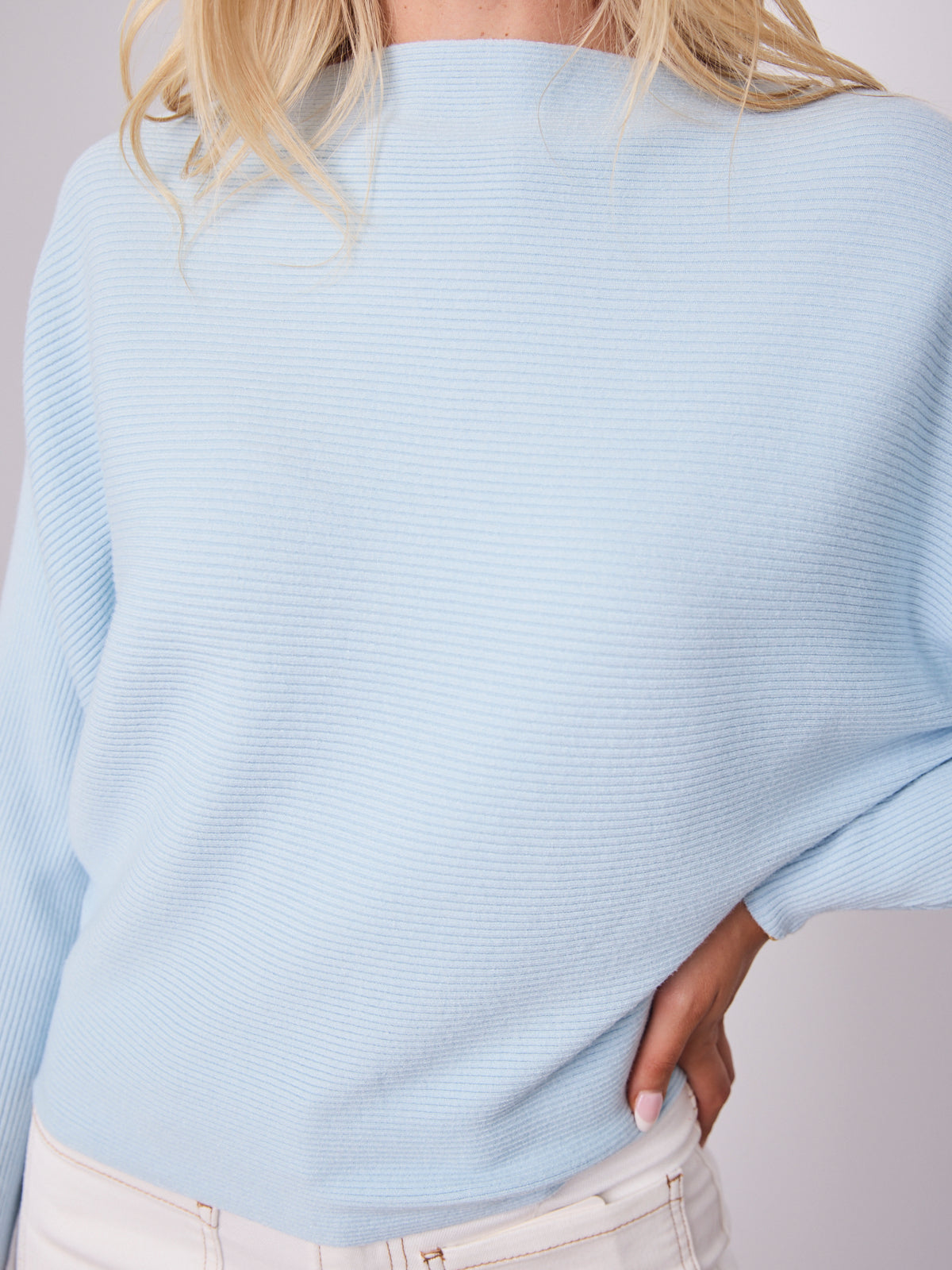 MONA KNIT - ICE BLUE