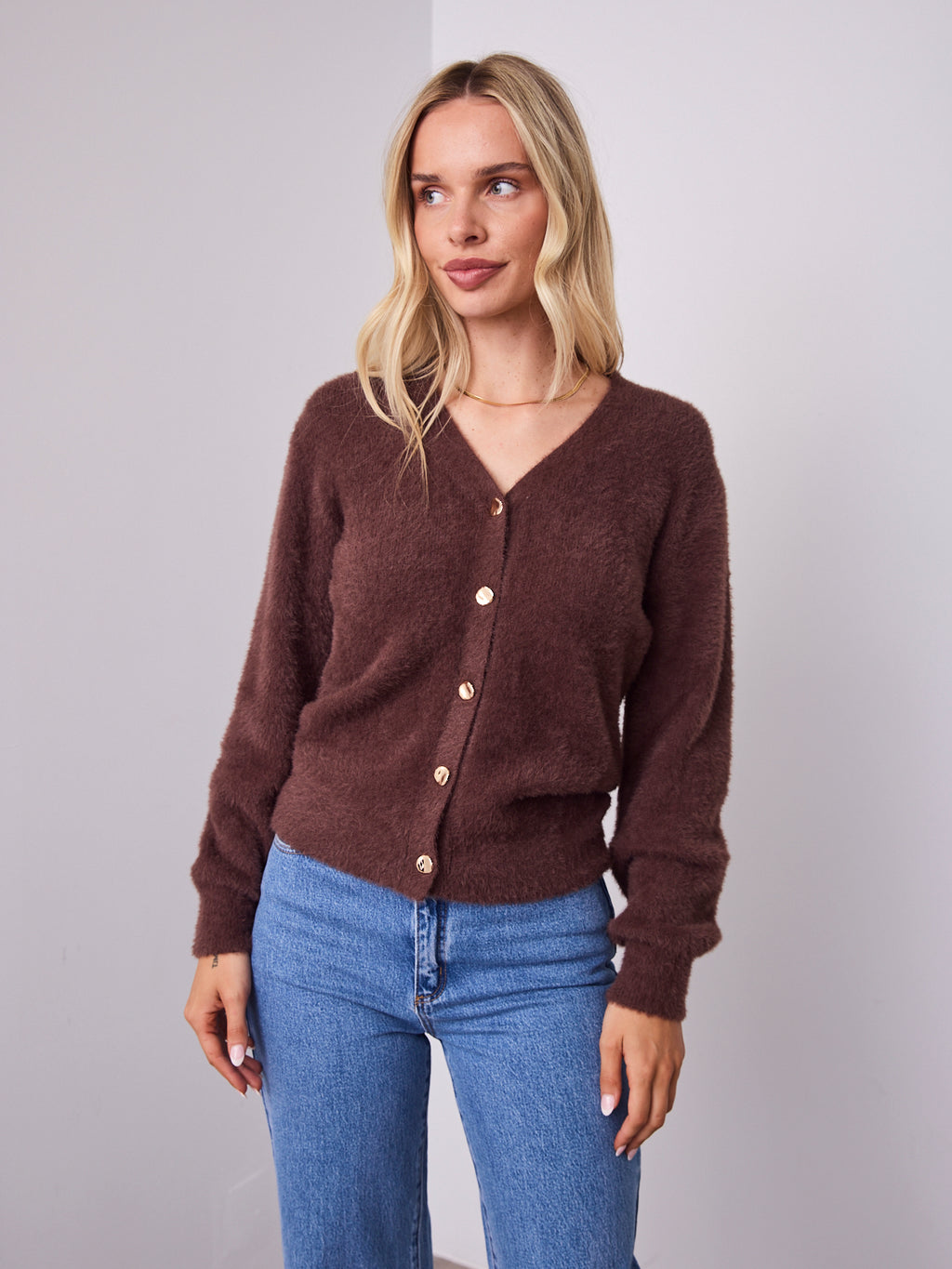 MAVI FLUFFY CARDI - CHOCOLATE