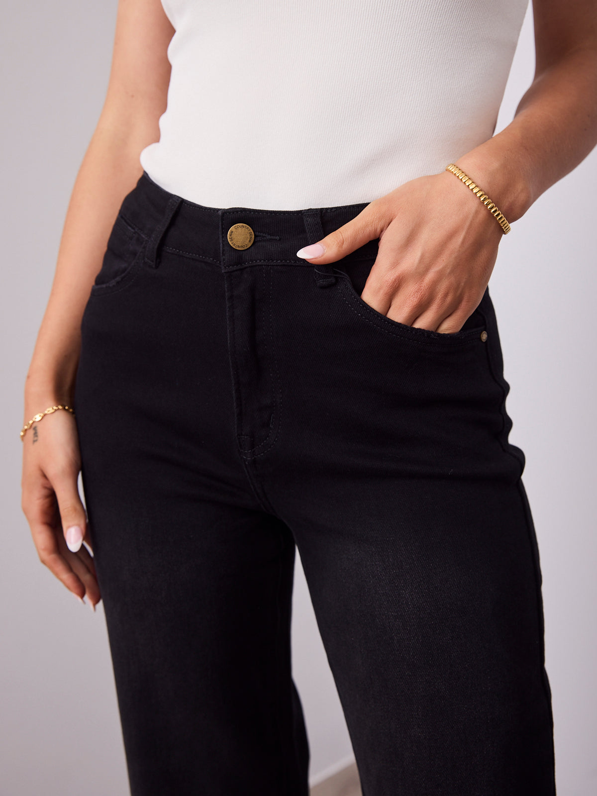 TARAH BARREL JEANS - WASHED BLACK