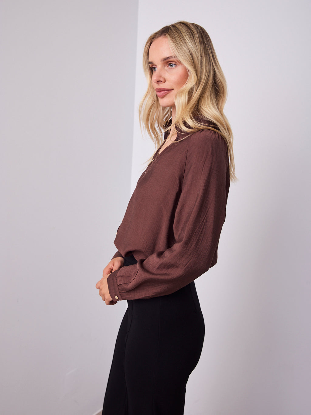 DONNA BLOUSE - CHOCOLATE