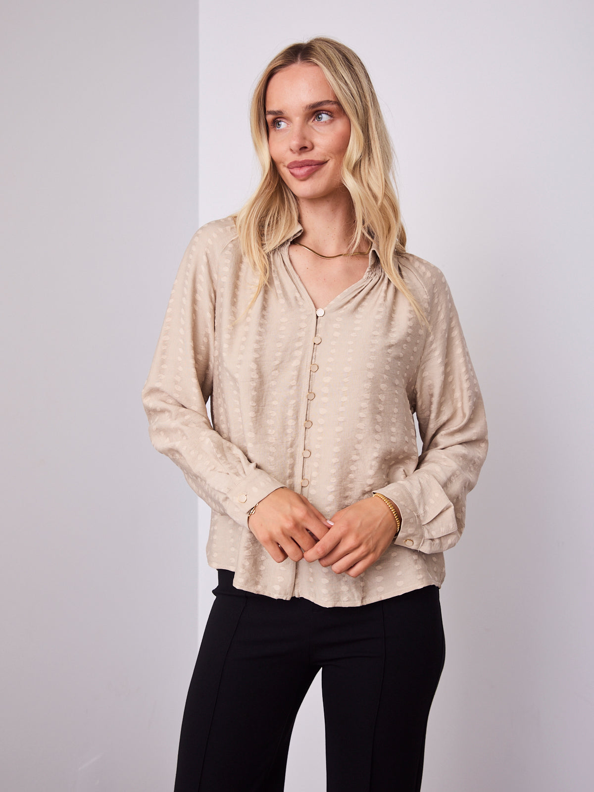 MADELINE BLOUSE - CHAMPAGNE