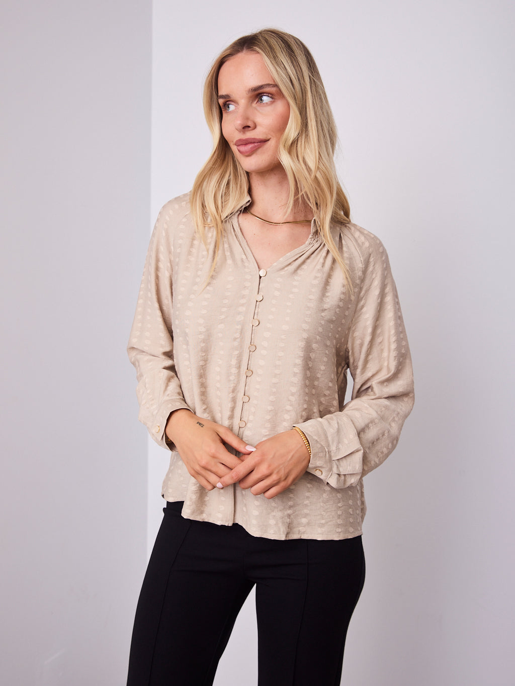 MADELINE BLOUSE - CHAMPAGNE