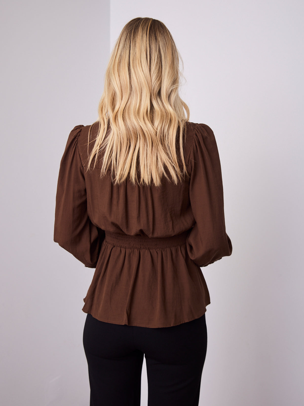 WHITNEY BLOUSE - CHOCOLATE