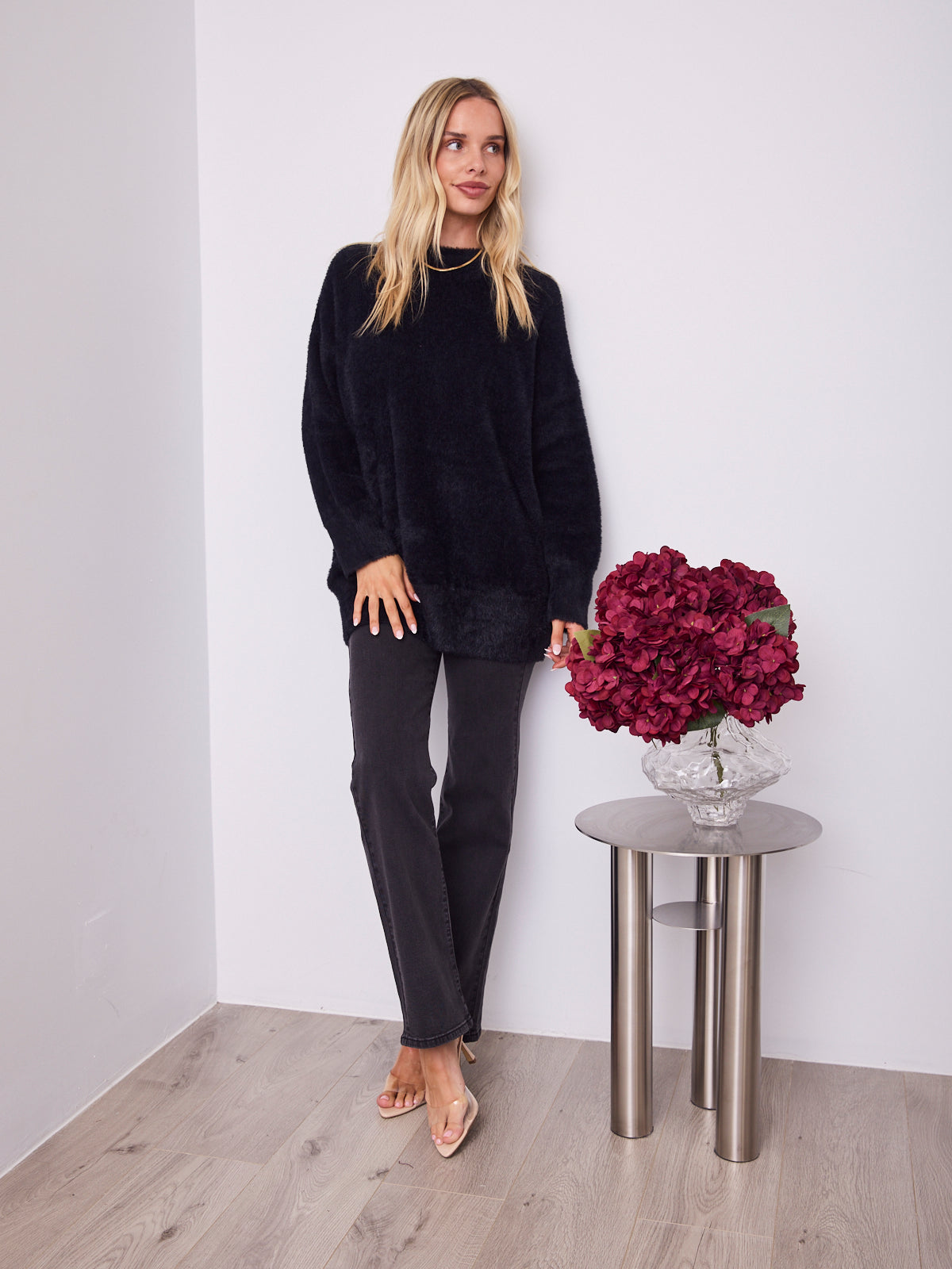 REMY LONG FLUFFY KNIT - BLACK
