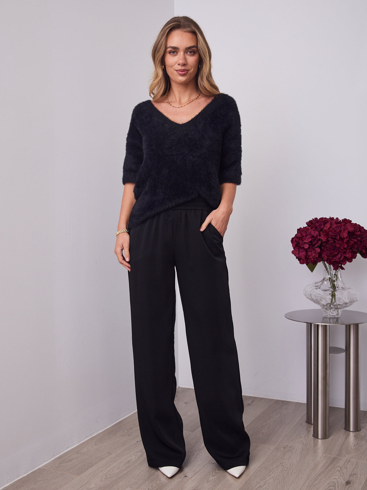 ESTA DEEP V NECK KNIT TOP - BLACK