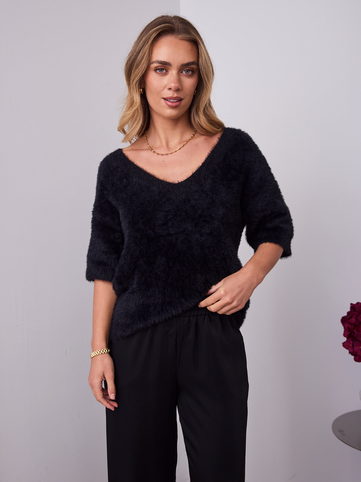 ESTA DEEP V NECK KNIT TOP - BLACK