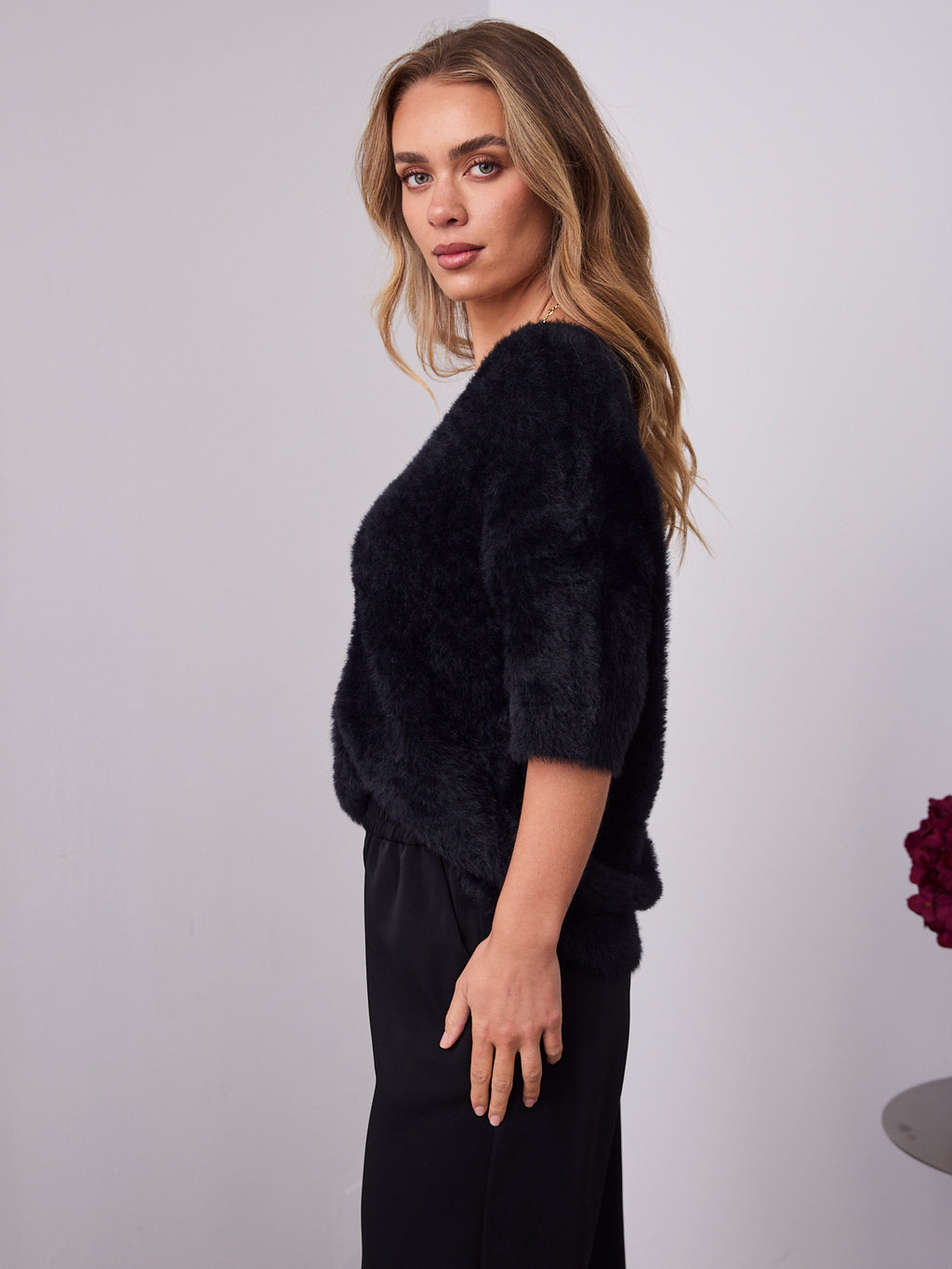 ESTA DEEP V NECK KNIT TOP - BLACK