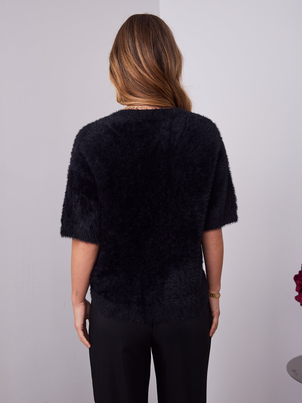 ESTA DEEP V NECK KNIT TOP - BLACK