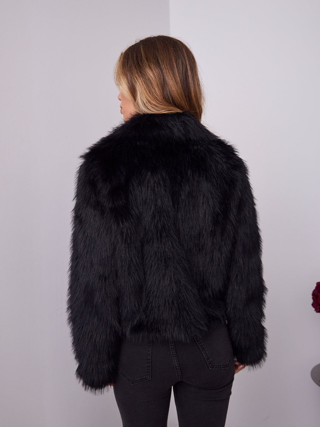CHICAGO FAUX FUR JACKET - BLACK