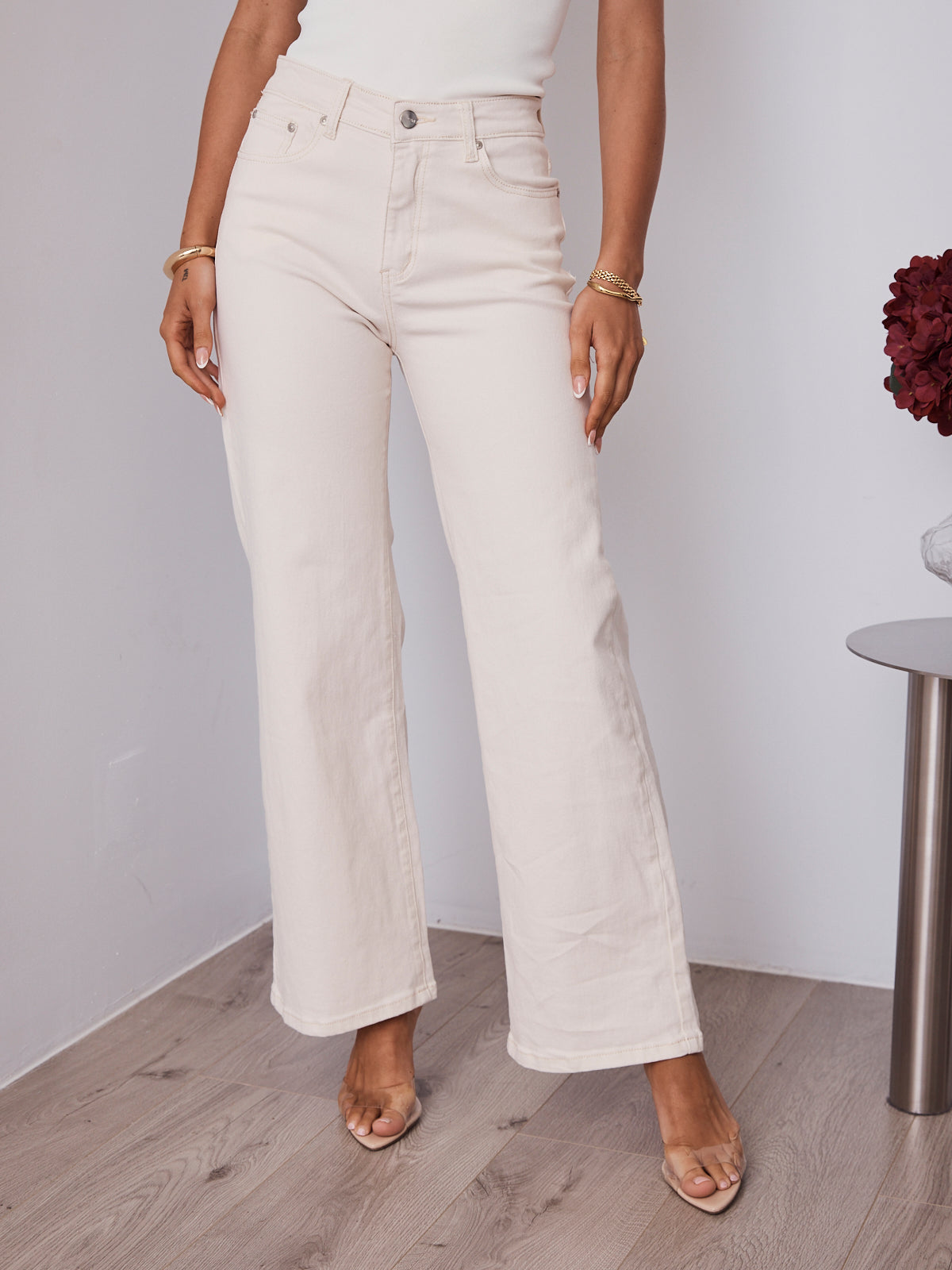 TEXAS STRETCH JEAN - CREAM (size down)