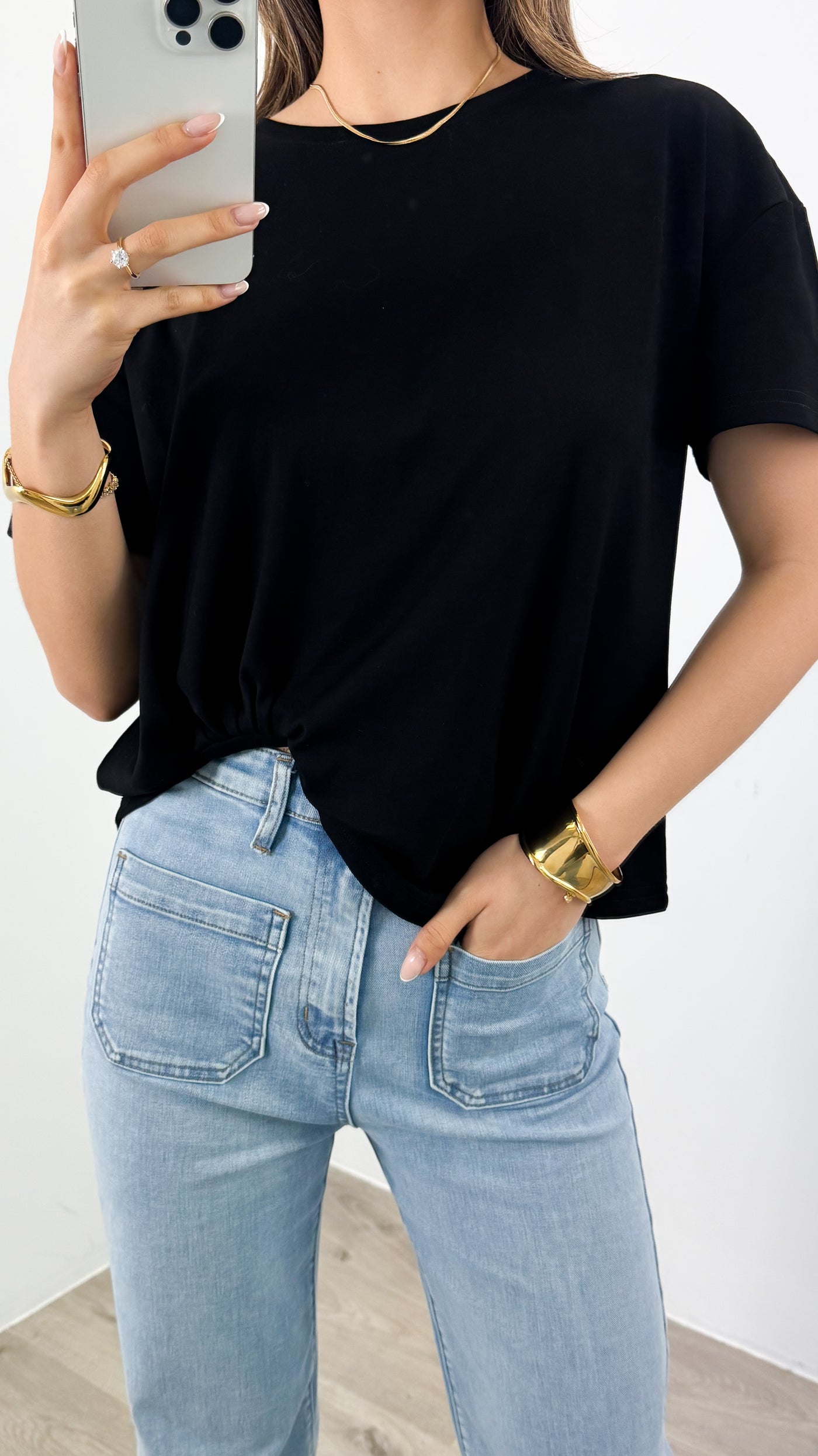 ESTHER EASY TUCK TEE - BLACK