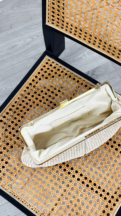 BIANCA STRAW CLUTCH BAG - BEIGE