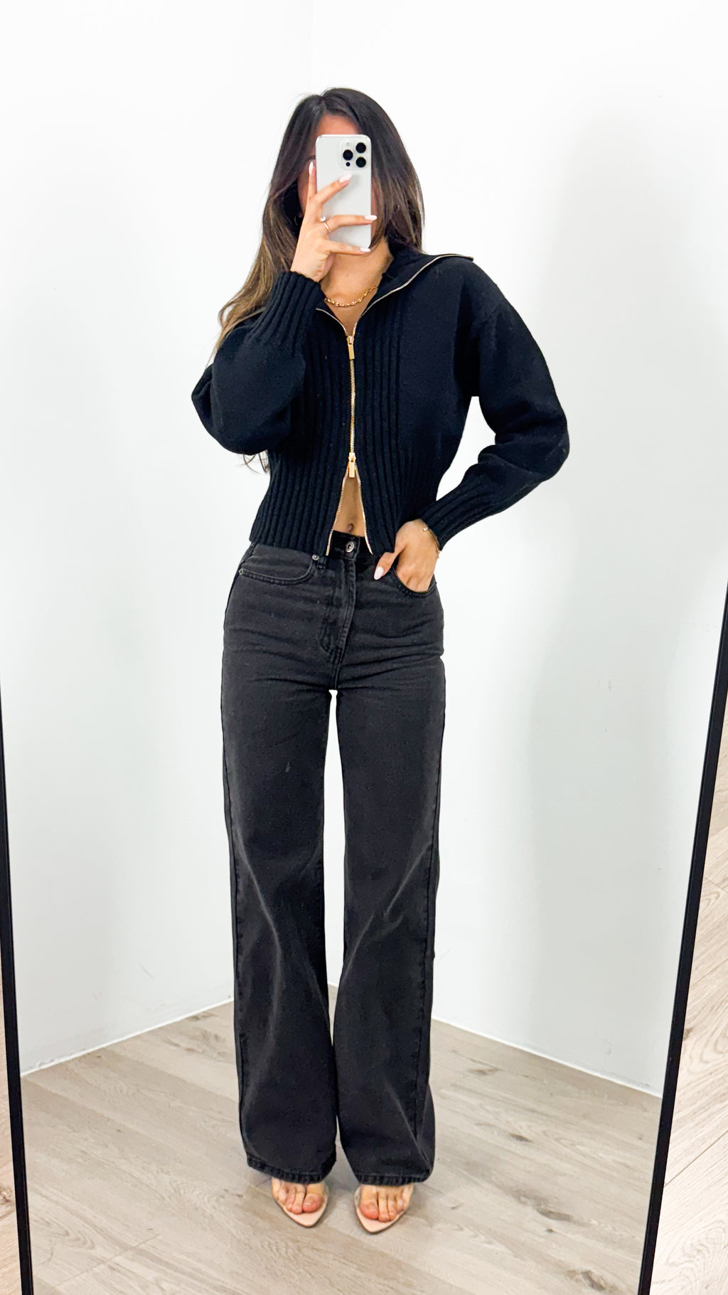 NERO TWO WAY ZIP KNIT - BLACK