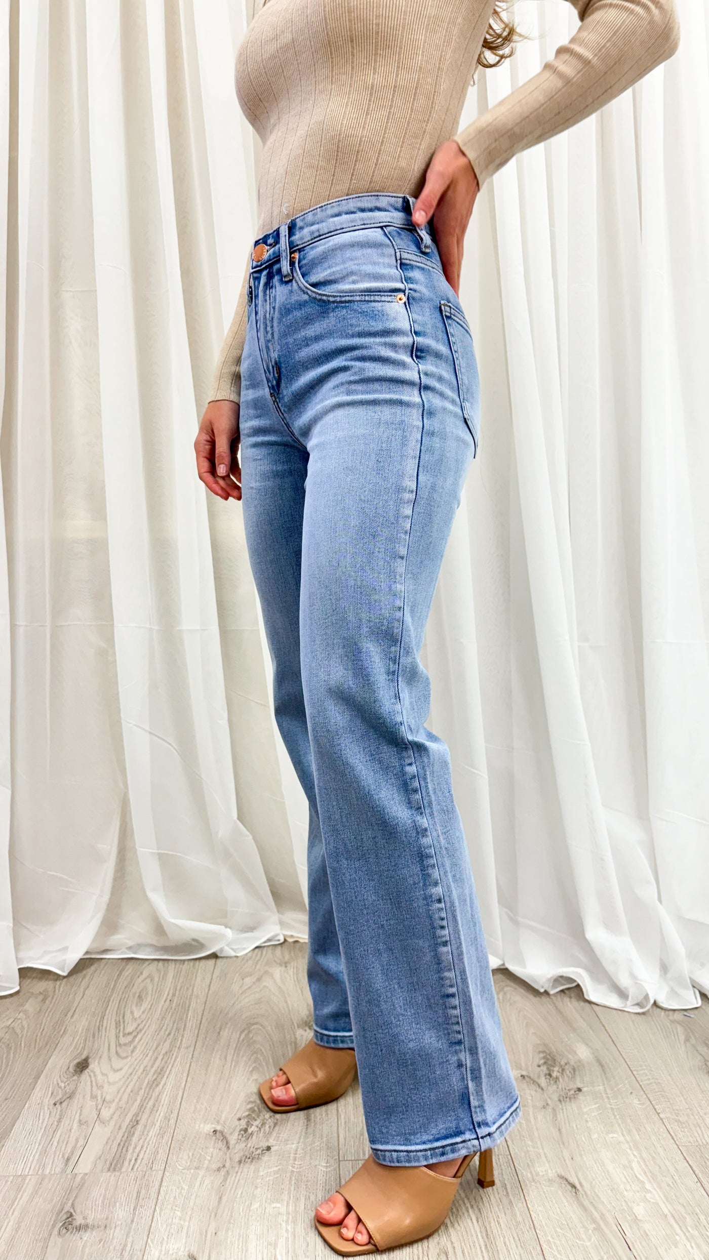 MAISON JEAN - LIGHT DENIM