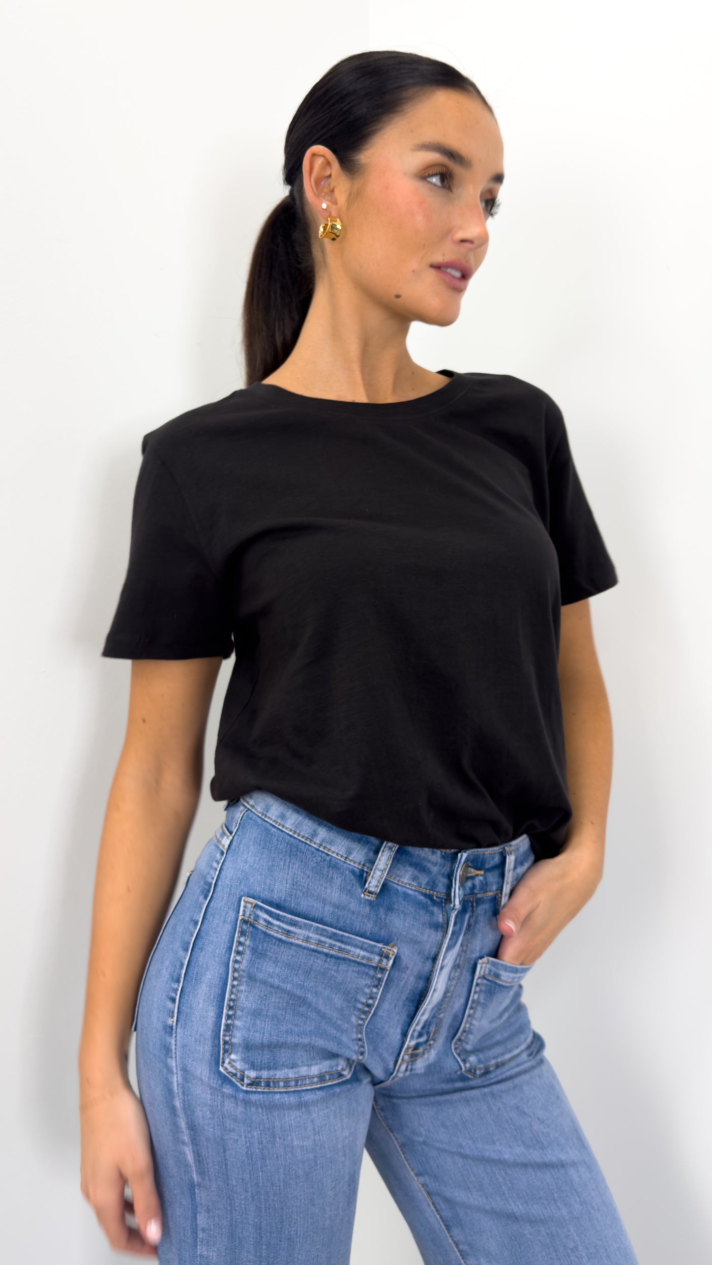 ORGANIC COTTON TEE - BLACK