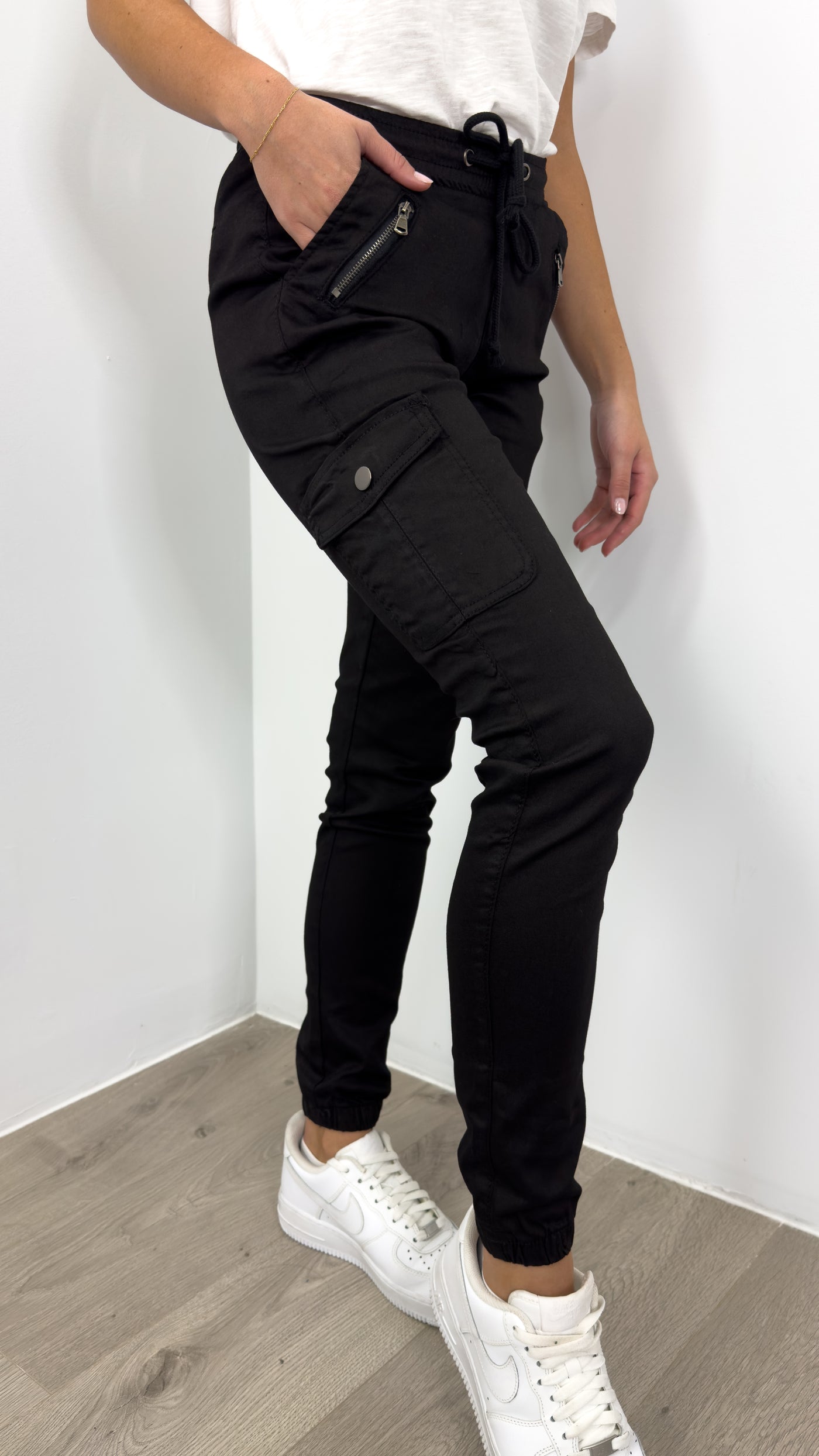 BILLY JOGGER *LONGER LENGTH* - BLACK