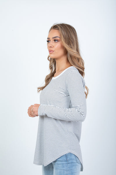 'BETTY BASICS' MEGAN LONG SLEEVE TOP - WHITE/BLACK STRIPE