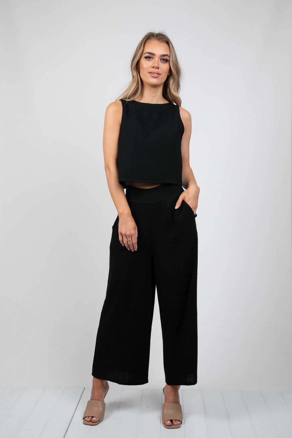 MEMPHIS 7/8 LINEN PANTS - BLACK