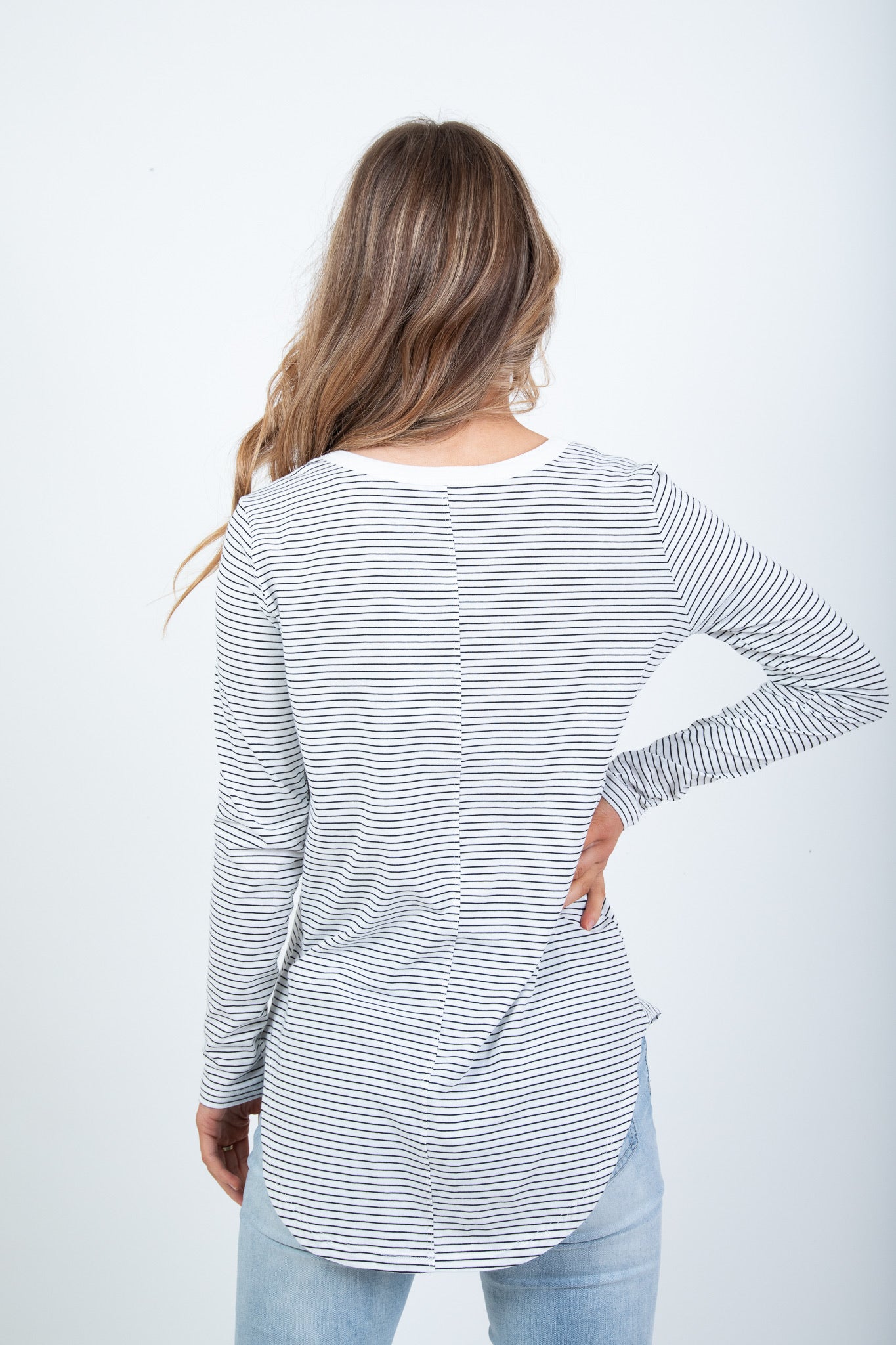 'BETTY BASICS' MEGAN LONG SLEEVE TOP - WHITE/BLACK STRIPE