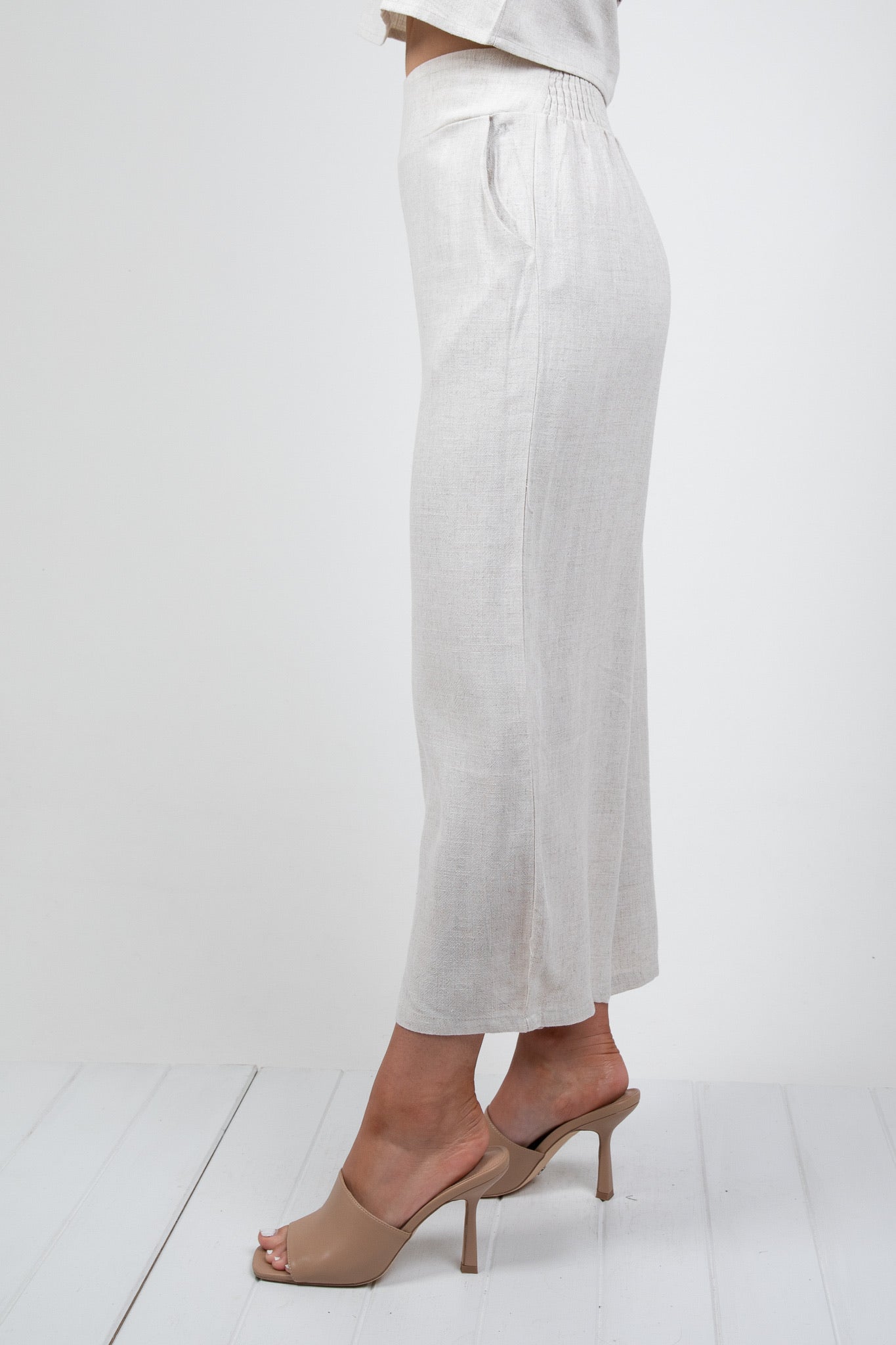 MEMPHIS 7/8 LINEN PANTS - BEIGE